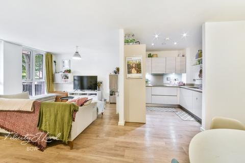 2 bedroom apartment for sale, Geoff Cade Way, London