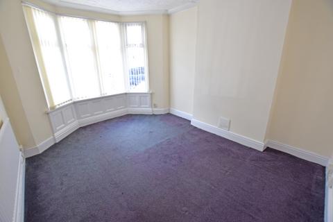 3 bedroom terraced house to rent, Canada Road, Heath/Gabalfa, Cardiff