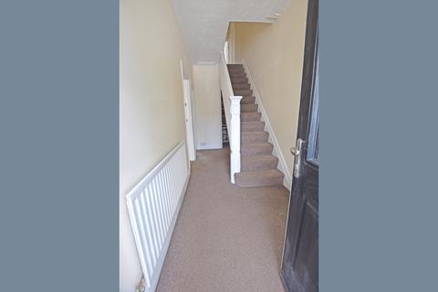 3 bedroom terraced house to rent, Canada Road, Heath/Gabalfa, Cardiff