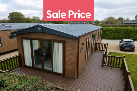 2 bedroom lodge for sale, Knutsford, Cheshire, WA16