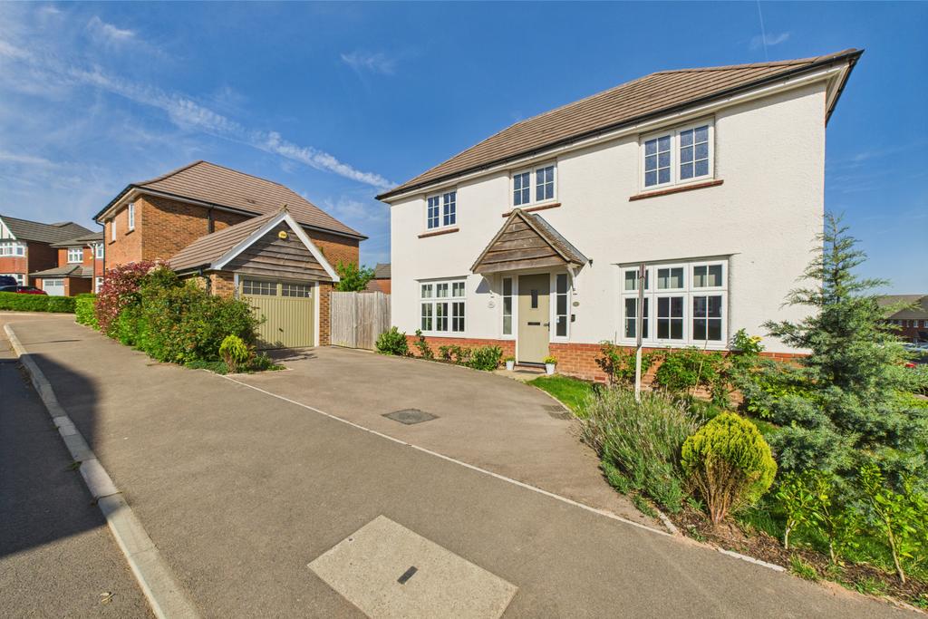 Beautiful Three Bedroom Detached Family Home.