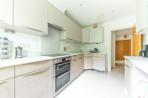 2 bedroom apartment for sale, Croydon Road, CATERHAM, Surrey, CR3