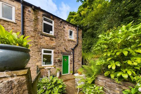 2 bedroom end of terrace house for sale, George Street, Whaley Bridge, SK23