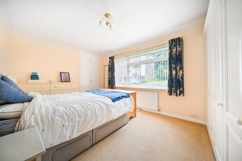 Flat 4, Oak House Hurstmere Close, Grayshott, Hindhead, GU26 6TS