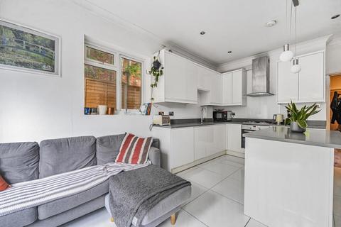 80a Elsinore Road, London, SE23 2SN