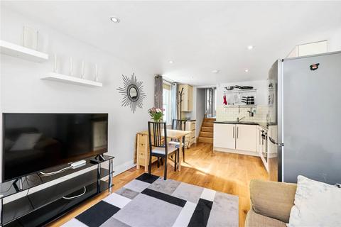 2 bedroom flat for sale, Corrance Road, London, SW2