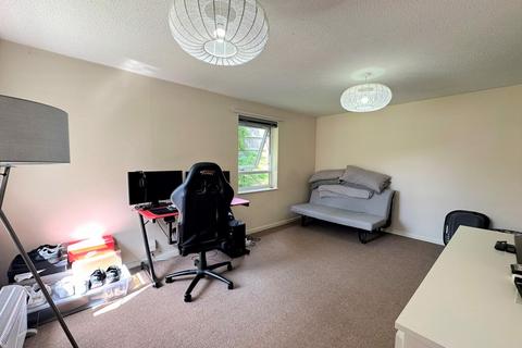 Studio for sale, Whimbrel Close, Sittingbourne ME10