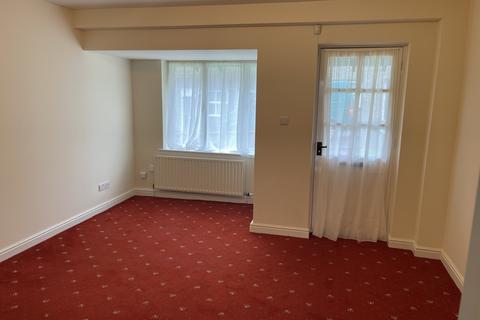 2 bedroom terraced house to rent, Gardiner Bank, Kendal