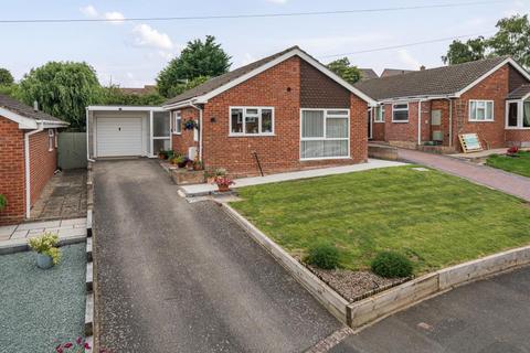 2 bedroom detached bungalow for sale, Rushwick,  Worcester,  WR2