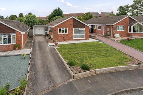 2 bedroom detached bungalow for sale, Rushwick,  Worcester,  WR2