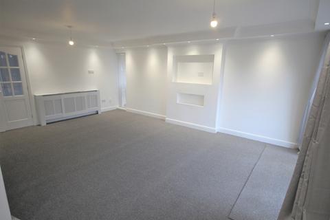 72 Breedon Close, Corby, NN18 9PG