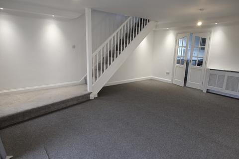 72 Breedon Close, Corby, NN18 9PG