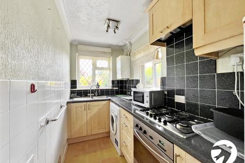 1 bedroom bungalow for sale, Kenilworth Court, Sittingbourne, Kent, ME10