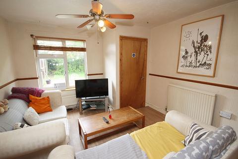 53 Blackledge Close, Fearnhead, Warrington, WA2 0BP