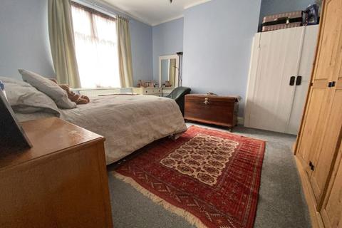 2 bedroom ground floor flat for sale, Canterbury Street, South Shields, Tyne and Wear, NE33 4DD