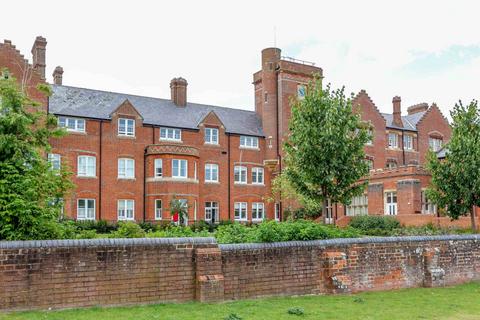 2 bedroom apartment for sale, Basildon Court, Wallingford OX10