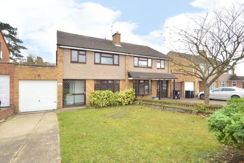 3 bedroom semi-detached house to rent, Nursery Road, Taplow, Maidenhead, SL6