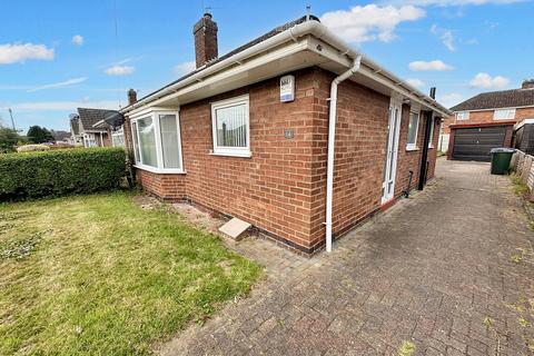 2 bedroom semi-detached bungalow to rent, Forest Rise, Balby, Doncaster DN4