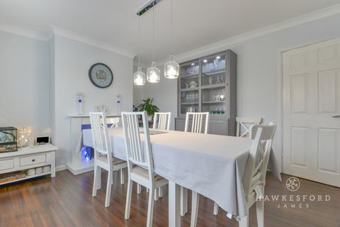 31 Playstool Road, Newington, Sittingbourne, ME9 7NE
