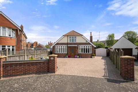5 Arcadia Crescent, Skegness, PE25 3JE