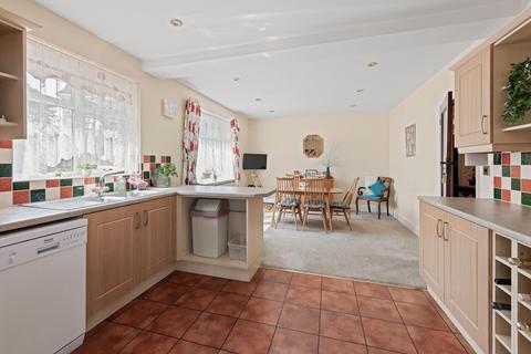 5 Arcadia Crescent, Skegness, PE25 3JE