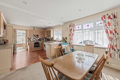 5 Arcadia Crescent, Skegness, PE25 3JE