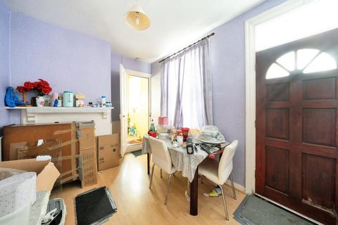 3 bedroom terraced house for sale, Malvern Road, Luton LU1