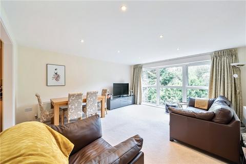 2 bedroom apartment for sale, Meadowcourt Road, London