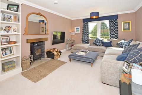 5 bedroom house for sale, Grove Crescent, Woore, CW3