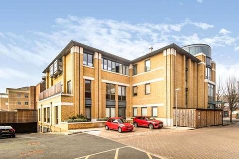 1 bedroom apartment for sale, Venture House, Staines-upon-Thames TW18