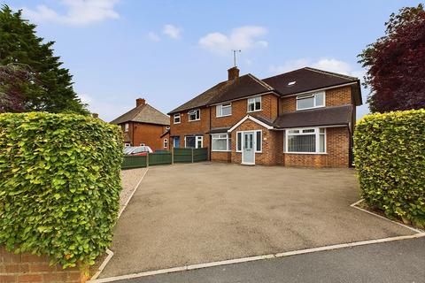 4 bedroom semi-detached house for sale, Randwick Road, Tuffley, Gloucester, Gloucestershire, GL4