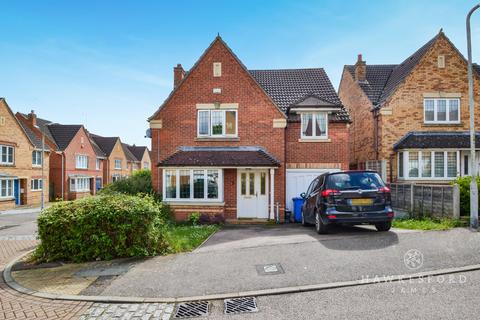 4 bedroom detached house for sale, Lorimar Court, Sittingbourne ME10