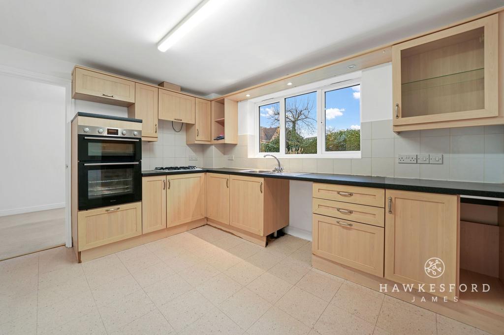 Lorimar Court, Sittingbourne -  Kitchen