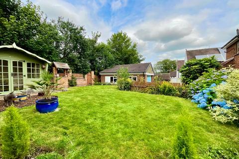 4 bedroom detached house for sale, Fieldsway, Stone, ST15