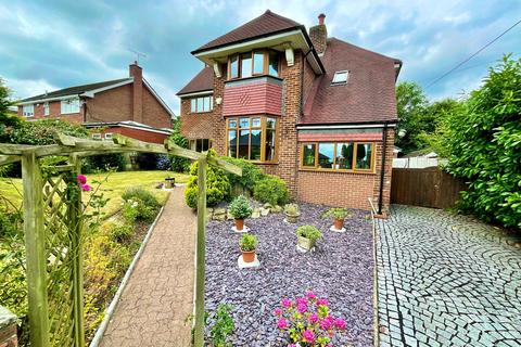 4 bedroom detached house for sale, Fieldsway, Stone, ST15