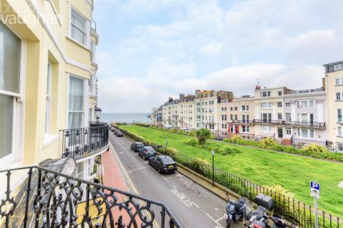 1 bedroom flat to rent, New Steine, Brighton, BN2