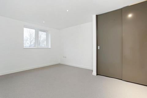 2 bedroom ground floor flat to rent, Tudway Road Blackheath London SE3