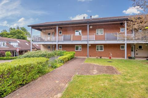 2 bedroom apartment for sale, Patrons Way West, Denham Garden Village, Buckinghamshire, UB9