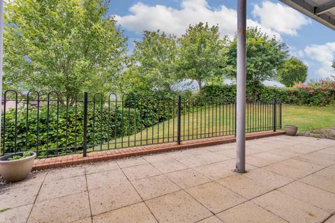 2 bedroom apartment for sale, Patrons Way West, Denham Garden Village, Buckinghamshire, UB9