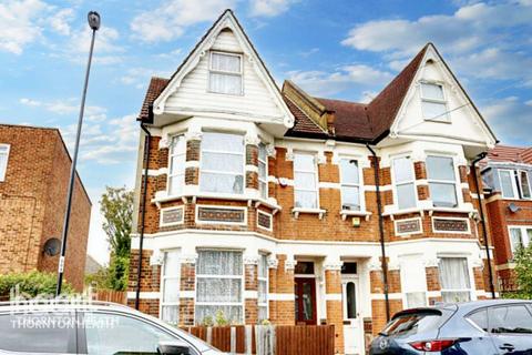 5 bedroom semi-detached house for sale, Bulganak Road, Thornton Heath