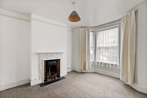 39 Balfour Road, Dover, CT16 2NQ