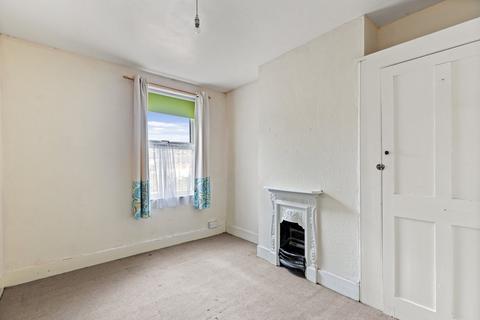 39 Balfour Road, Dover, CT16 2NQ