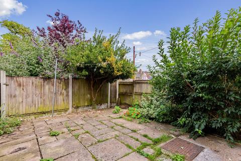 39 Balfour Road, Dover, CT16 2NQ