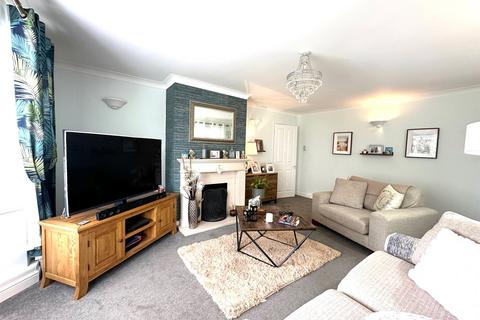 2 bedroom bungalow for sale, Lindfield Road, Eastbourne, East Sussex, BN22