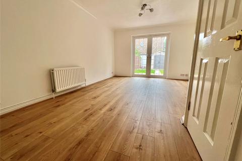 2 bedroom terraced house to rent, Audley Close, London, N10