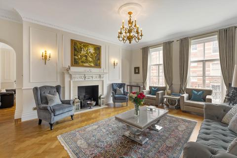 4 bedroom flat for sale, Albert Hall Mansions, Kensington Gore, London, SW7