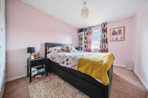 3 bedroom end of terrace house for sale, Lower Earley,  Berkshire,  RG6
