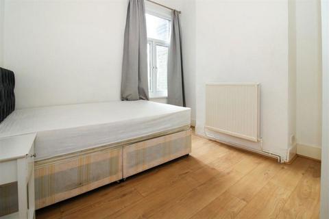 2 bedroom flat for sale, 41 Argyle Road, London, ,, N17 0BE