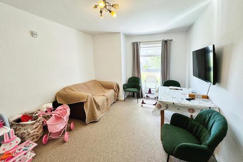 1 bedroom flat for sale, Beaconsfield, Telford TF3