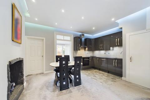 3 bedroom terraced house for sale, Spencer Road, London, N11